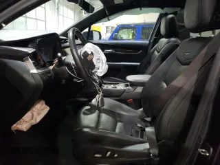2021 Cadillac XT6 Sport z VIN 1GYKPGRS2MZ129192, wystawiony jako Copart lot #67452624 z przebiegiem 41 059 mil mil oraz Szkoda całkowita • Salvage title. Historia ofert i sprzedaży dostępna na DreamBid. Obrazek 7.