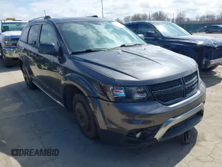 2015 Dodge Journey Crossroad with VIN 3C4PDDGG1FT675803, listed as a IAAI auction lot 41864112 with 97,842 mi miles. Bid and sale history available at carsss.com. Image 1.