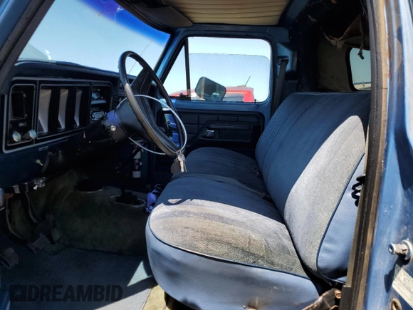 1979 Ford F-250 с VIN F26HREE1635, выставлен на аукционе Copart как лот 64904454 с пробегом 431 164 миль миль и Чистый • Clean title. История ставок и продаж доступна на DreamBid. Изображение 7.