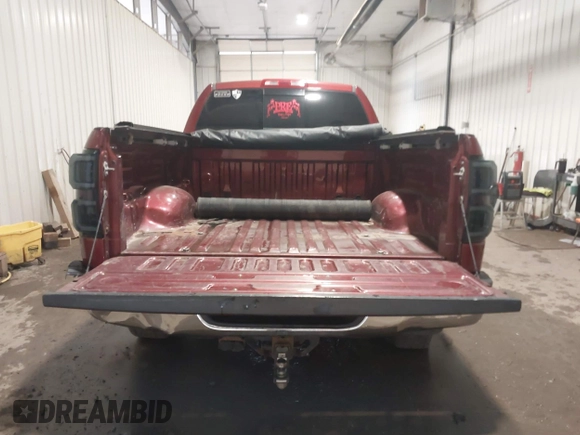 2010 Toyota Tundra z VIN 5TFUW5F1XAX144077, wystawiony jako IAAI lot #40135939 z przebiegiem 152 828 mil mil oraz . Historia ofert i sprzedaży dostępna na DreamBid. Obrazek 17.