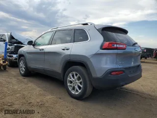 2016 Jeep Cherokee Altitude with VIN 1C4PJMCB2GW156449, listed as a Copart auction lot 62823404 with 82,273 mi miles and Non Repairable. Bid and sale history available at carsss.com. Image 2.