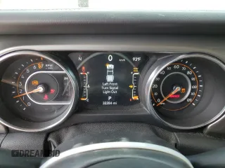 2021 Jeep Gladiator Overland z VIN 1C6HJTFG0ML574762, wystawiony jako Copart lot #54728225 z przebiegiem 32 284 mil mil oraz Szkoda całkowita • Salvage title. Historia ofert i sprzedaży dostępna na DreamBid. Obrazek 9.
