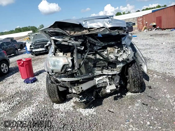 2013 Toyota Tacoma with VIN 3TMLU4EN7DM132916, listed as a Copart auction lot 59885795 with 196,011 mi miles and Salvage title. Bid and sale history available at DreamBid. Image 13.