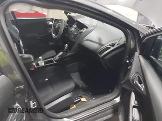 2016 Ford Focus SE с VIN 1FADP3F20GL227226, выставлен на аукционе IAAI как лот 40854372 с пробегом 132 608 миль миль и . История ставок и продаж доступна на DreamBid. Изображение 5.