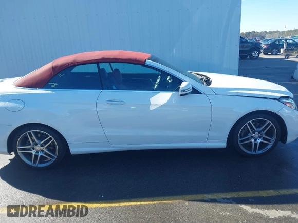 2016 Mercedes-Benz E 400 with VIN WDDKK6FF8GF324652, listed as a IAAI auction lot 41326518 with 166,521 mi miles and . Bid and sale history available at carsss.com. Image 13.