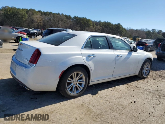 2016 Chrysler 300 with VIN 2C3CCAET1GH198305, listed as a Copart auction lot 88867505 with 101,795 mi miles and Salvage Title. Bid and sale history available at carsss.com. Image 3.