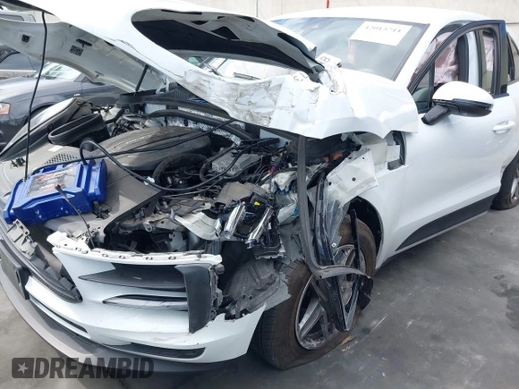 2019 Porsche Macan z VIN WP1AA2A50KLB05922, wystawiony jako IAAI lot #42013711 z przebiegiem Nie podano mil oraz . Historia ofert i sprzedaży dostępna na DreamBid. Obrazek 6.