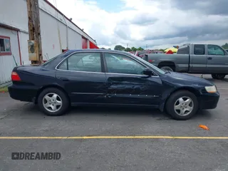 2000 Honda Accord EX с VIN 1HGCG1659YA018277, выставлен на аукционе IAAI как лот 42334541 с пробегом 243 362 миль миль и . История ставок и продаж доступна на DreamBid. Изображение 13.