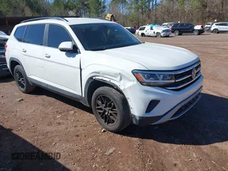 2021 Volkswagen Atlas SE with VIN 1V2DP2CA5MC511140, listed as a IAAI auction lot 41703130 with 113,922 mi miles and . Bid and sale history available at DreamBid. Image 1.