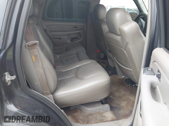 2005 Chevrolet Tahoe LT z VIN 1GNEC13T15J138079, wystawiony jako IAAI lot #42656164 z przebiegiem 331 287 mil mil oraz . Historia ofert i sprzedaży dostępna na DreamBid. Obrazek 8.