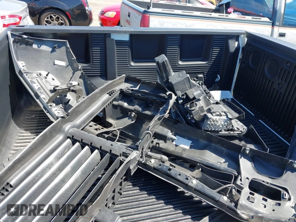 2024 Nissan Titan Pro-4X with VIN 1N6AA1EDXRN113731, listed as a IAAI auction lot 41821782 with 986 mi miles and . Bid and sale history available at DreamBid. Image 12.