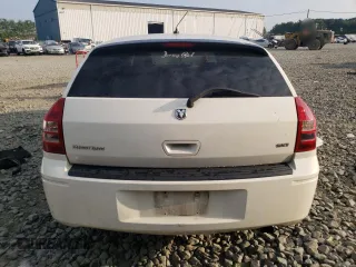2008 Dodge Magnum SXT with VIN 2D4FV37V68H242364, listed as a Copart auction lot 67796624 with 232,497 mi miles and Salvage Title. Bid and sale history available at carsss.com. Image 6.