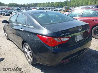 2013 Hyundai Sonata SE with VIN 5NPEC4AC8DH552397, listed as a IAAI auction lot 42055737 with 164,384 mi miles. Bid and sale history available at carsss.com. Image 3.