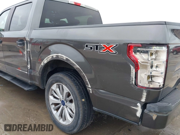 2018 Ford F-150 XL z VIN 1FTEW1CP3JKC21438, wystawiony jako IAAI lot #42207035 z przebiegiem 86 417 mil mil oraz . Historia ofert i sprzedaży dostępna na DreamBid. Obrazek 17.