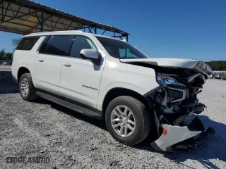 2022 Chevrolet Suburban LT with VIN 1GNSKCKD1NR162010, listed as a Copart auction lot 75701334 with 79,698 mi miles and Salvage Title. Bid and sale history available at carsss.com. Image 4.