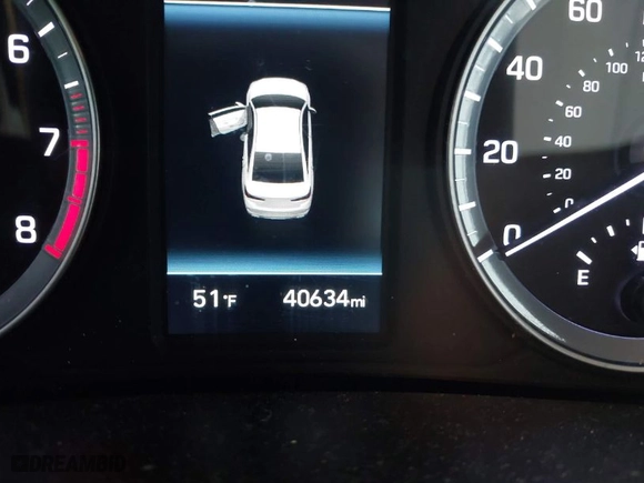 2019 Hyundai Sonata Sport with VIN 5NPE34AF4KH783417, listed as a IAAI auction lot 41555766 with 40,634 mi miles. Bid and sale history available at carsss.com. Image 16.
