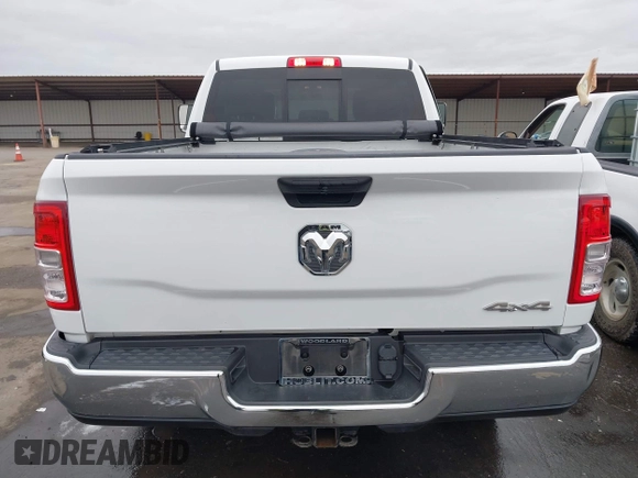2020 Ram 2500 Tradesman with VIN 3C6UR5CL8LG189305, listed as a IAAI auction lot 41196823 with 35,248 mi miles. Bid and sale history available at carsss.com. Image 16.