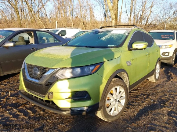 2020 Nissan Rogue Sport S with VIN JN1BJ1CWXLW373479, listed as a IAAI auction lot 41071840 with 97,197 mi miles. Bid and sale history available at carsss.com. Image 2.