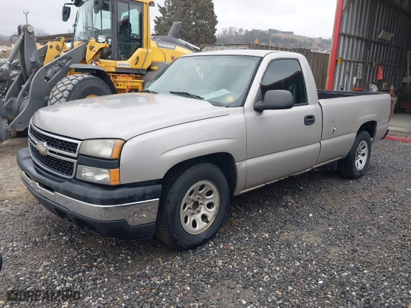 2006 Chevrolet Silverado 1500 Work Truck with VIN 1GCEC14X56Z105275, listed as a IAAI auction lot 41413890 with NaN miles. Bid and sale history available at carsss.com. Image 17.