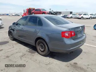 2006 Volkswagen Jetta Value Edition with VIN 3VWPF71K56M636972, listed as a IAAI auction lot 42347663 with 332,152 mi miles and . Bid and sale history available at DreamBid. Image 3.