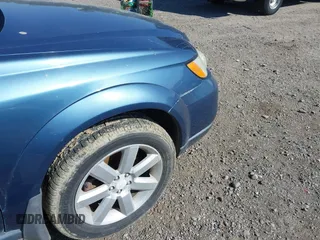2008 Subaru Outback i z VIN 4S4BP61C187319213, wystawiony jako IAAI lot #42530954 z przebiegiem 188 011 mil mil oraz . Historia ofert i sprzedaży dostępna na DreamBid. Obrazek 15.