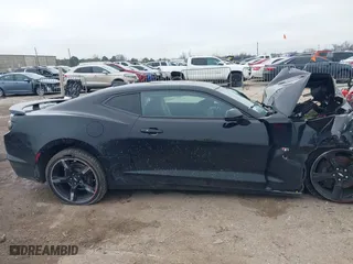 2019 Chevrolet Camaro 1SS with VIN 1G1FF1R70K0159224, listed as a IAAI auction lot 41650633 with 1 mi miles. Bid and sale history available at carsss.com. Image 13.