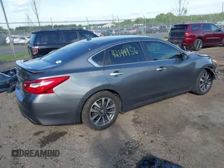 2017 Nissan Altima SV с VIN 1N4AL3AP1HC188035, выставлен на аукционе IAAI как лот 42144456 с пробегом 185 171 миль миль и . История ставок и продаж доступна на DreamBid. Изображение 4.