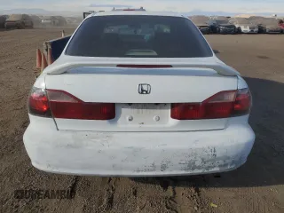 1998 Honda Accord LX с VIN 1HGCG5543WA111180, выставлен на аукционе Copart как лот 85815734 с пробегом 329 200 миль миль и Списание • Salvage title. История ставок и продаж доступна на DreamBid. Изображение 6.