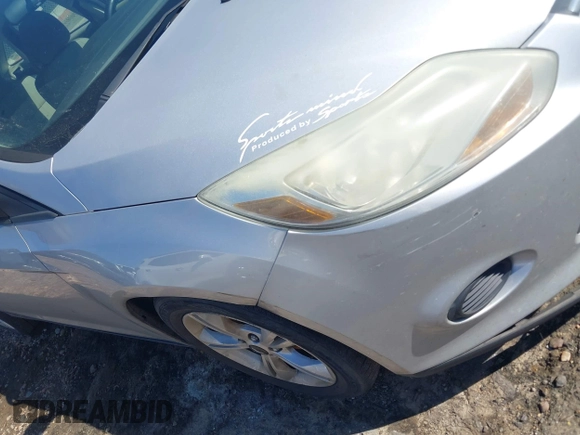 2013 Ford Focus SE with VIN 1FADP3F27DL178733, listed as a IAAI auction lot 41597711 with 206,967 mi miles. Bid and sale history available at carsss.com. Image 12.