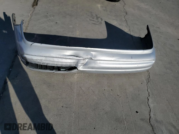 1998 Ford Contour z VIN 3FAFP66L8WM142974, wystawiony jako Copart lot #42175265 z przebiegiem 195 277 mil mil oraz Szkoda całkowita • Salvage title. Historia ofert i sprzedaży dostępna na DreamBid. Obrazek 13.