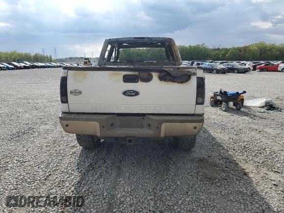 2011 Ford F-250 XL z VIN 1FT7W2BT7BEB36258, wystawiony jako Copart lot #52615025 z przebiegiem Nie podano mil oraz Nie do naprawy • Non repairable. Historia ofert i sprzedaży dostępna na DreamBid. Obrazek 6.