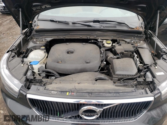 2019 Volvo XC40 Momentum z VIN YV4162UK8K2122135, wystawiony jako Copart lot #36300303 z przebiegiem 22 838 mil mil oraz . Historia ofert i sprzedaży dostępna na DreamBid. Obrazek 12.