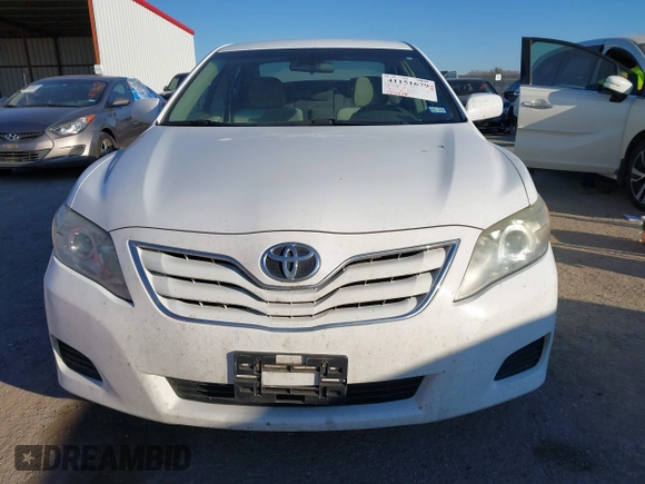 2011 Toyota Camry LE z VIN 4T4BF3EK4BR201724, wystawiony jako IAAI lot #41151679 z przebiegiem 155 972 mil mil oraz . Historia ofert i sprzedaży dostępna na DreamBid. Obrazek 12.