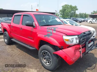 2006 Toyota Tacoma PreRunner z VIN 5TEJU62N66Z290418, wystawiony jako IAAI lot #42423060 z przebiegiem 185 797 mil mil oraz . Historia ofert i sprzedaży dostępna na DreamBid. Obrazek 1.