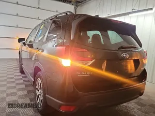 2023 Subaru Forester Premium z VIN JF2SKAEC6PH468002, wystawiony jako IAAI lot #42547222 z przebiegiem 73 121 mil mil oraz . Historia ofert i sprzedaży dostępna na DreamBid. Obrazek 41.
