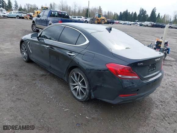 2020 Genesis G70 2.0T with VIN KMTG44LAXLU062079, listed as a IAAI auction lot 41913591 with 24,556 mi miles. Bid and sale history available at carsss.com. Image 3.