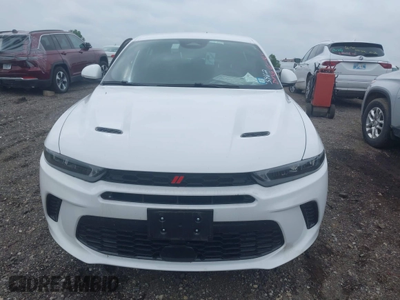 2024 Dodge Hornet R/T with VIN ZACPDFCW8R3A33462, listed as a IAAI auction lot 42623447 with 19,731 mi miles and . Bid and sale history available at DreamBid. Image 12.