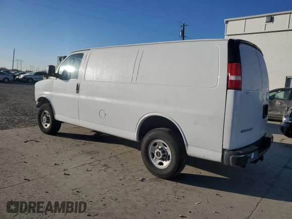 2024 GMC Savana Cargo Van with VIN 1GTW7AFP4R1100447, listed as a Copart auction lot 42630055 with 19,129 mi miles and Salvage Title. Bid and sale history available at carsss.com. Image 2.
