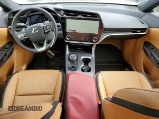 2024 Lexus RZ 450e Premium с VIN JTJAAAAB6RA024377, выставлен на аукционе Copart как лот 52694095 с пробегом 20 872 миль миль и Списание • Salvage title. История ставок и продаж доступна на DreamBid. Изображение 8.