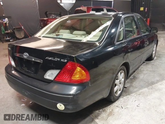 2002 Toyota Avalon XL with VIN 4T1BF28B02U257871, listed as a IAAI auction lot 41915163 with 117,995 mi miles and . Bid and sale history available at DreamBid. Image 4.