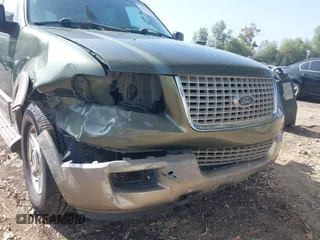 2003 Ford Expedition Eddie Bauer with VIN 1FMPU17L03LC04711, listed as a IAAI auction lot 42641380 with 197,987 mi miles and . Bid and sale history available at DreamBid. Image 6.