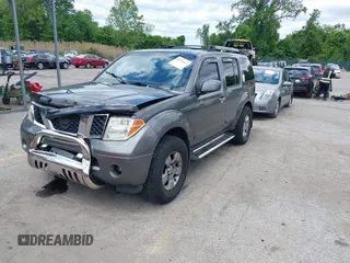 2005 Nissan Pathfinder SE z VIN 5N1AR18W25C701343, wystawiony jako IAAI lot #42209613 z przebiegiem 231 149 mil mil oraz . Historia ofert i sprzedaży dostępna na DreamBid. Obrazek 17.