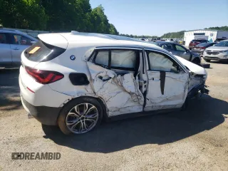 2022 BMW X2 xDrive28i z VIN WBXYJ1C02N5U27145, wystawiony jako Copart lot #56110705 z przebiegiem Nie podano mil oraz Szkody całkowita. Historia ofert i sprzedaży dostępna na DreamBid. Obrazek 3.