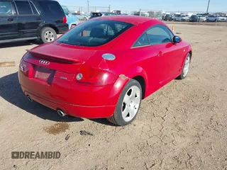 2001 Audi TT z VIN TRUWT28N911007947, wystawiony jako IAAI lot #42078785 z przebiegiem 114 721 mil mil oraz . Historia ofert i sprzedaży dostępna na DreamBid. Obrazek 4.