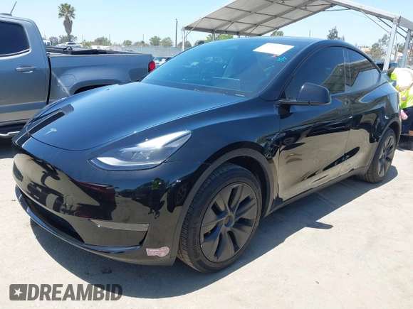 2024 Tesla Model Y с VIN 7SAYGDED2RF111670, выставлен на аукционе IAAI как лот 42321121 с пробегом 13 806 миль миль и . История ставок и продаж доступна на DreamBid. Изображение 2.