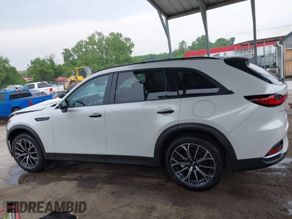 2025 Mazda CX-70 Premium Plus z VIN JM3KJEHA6S1111740, wystawiony jako IAAI lot #42287159 z przebiegiem 2 502 mil mil oraz . Historia ofert i sprzedaży dostępna na DreamBid. Obrazek 15.