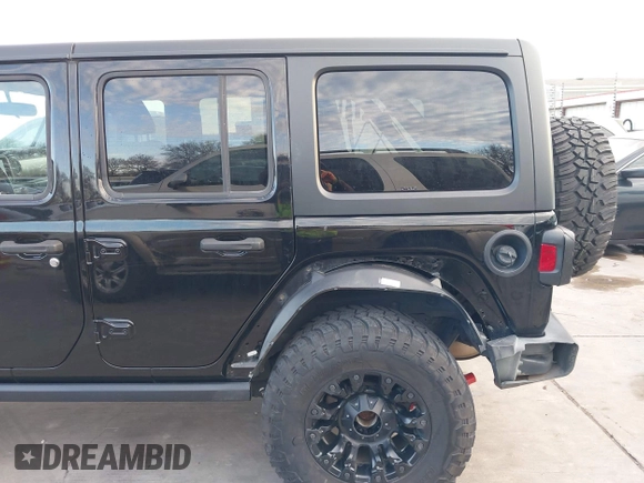 2019 Jeep Wrangler Unlimited Sport S with VIN 1C4HJXDN6KW686480, listed as a IAAI auction lot 41300842 with 67,359 mi miles and . Bid and sale history available at DreamBid. Image 18.