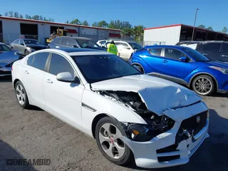 2018 Jaguar XE 25t with VIN SAJAR4FX6JCP31202, listed as a IAAI auction lot 40858969 with 85,997 mi miles. Bid and sale history available at carsss.com. Image 1.