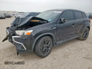 2018 Mitsubishi Outlander ES z VIN JA4AP3AU0JU021745, wystawiony jako Copart lot #59817005 z przebiegiem 74 850 mil mil oraz Szkoda całkowita • Salvage title. Historia ofert i sprzedaży dostępna na DreamBid. Obrazek 1.