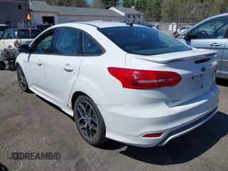 2016 Ford Focus SE with VIN 1FADP3F21GL273440, listed as a IAAI auction lot 42097390 with 131,781 mi miles and . Bid and sale history available at DreamBid. Image 3.